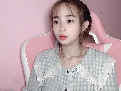 Suna7383 online show from 12-17-25, 05:07