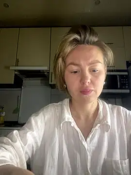 MartaLuna  online show from 01-08-26, 09:10