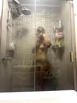 MartaLuna  online show from 10-31-25, 08:33