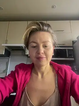 MartaLuna  online show from 01-10-26, 10:10