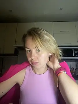 MartaLuna  online show from 11-12-25, 06:12