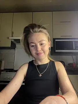 MartaLuna  online show from 02-15-26, 03:33