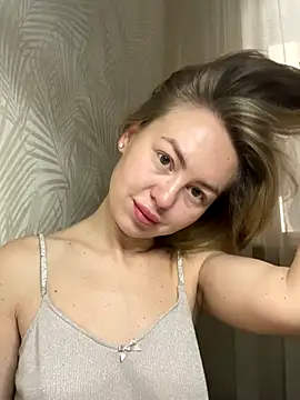 MartaLuna  online show from 11-03-25, 07:13