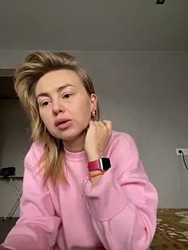 MartaLuna  online show from 10-21-25, 09:09