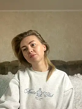 MartaLuna  online show from 10-30-25, 06:55