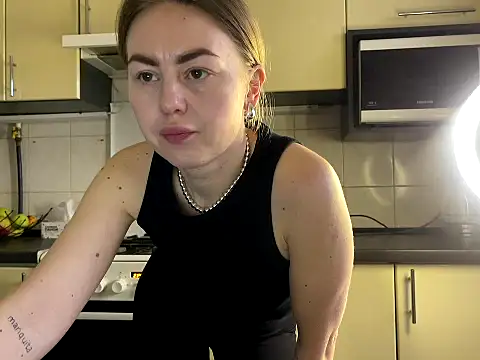 Snapshot of MartaLuna_ chatting on 04-03-26, 03:40 MartaLuna online show from 04-03-26, 03:40