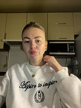 MartaLuna  online show from 02-28-26, 06:40