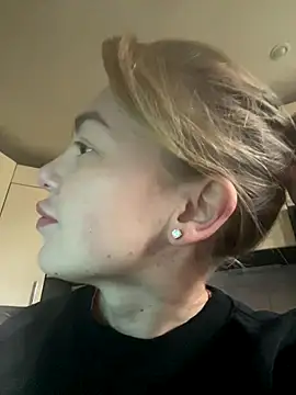 MartaLuna  online show from 11-09-25, 07:45