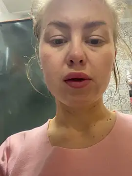 MartaLuna  online show from 11-10-25, 08:58