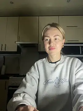 MartaLuna  online show from 11-27-25, 07:58