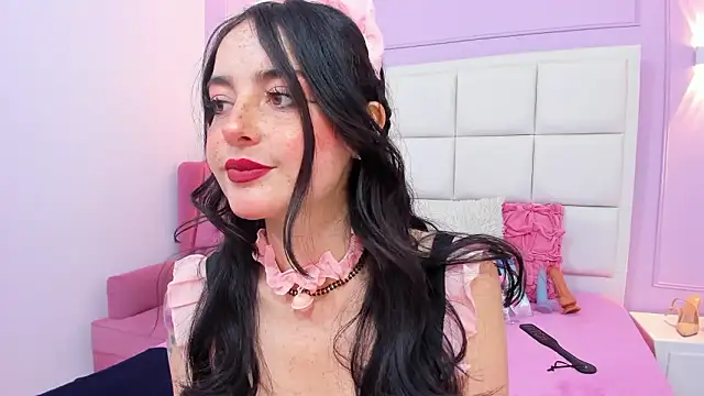 Snapshot of Ashleypetit chatting on 02-16-26, 12:59 Ashleypetit online show from 02-16-26, 12:59