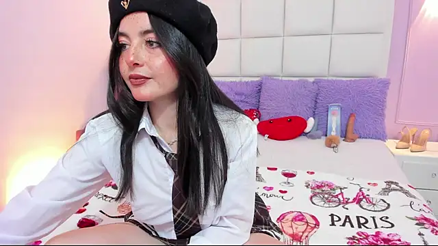 Snapshot of Ashleypetit chatting on 02-22-26, 01:02 Ashleypetit online show from 02-22-26, 01:02