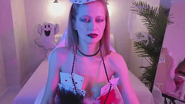 bella li   online show from 10-31-25, 02:19