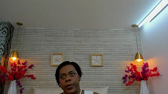 AliceVegga online show from 12-05-25, 02:43