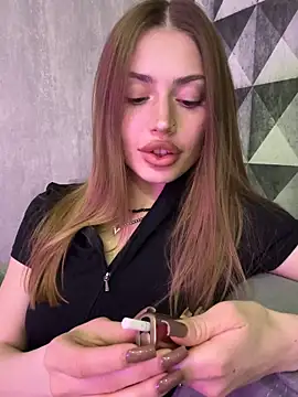 Elizabeth Tay online show from 03-27-26, 06:31