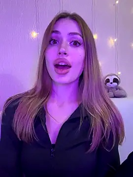 Elizabeth Tay online show from 12-02-25, 05:14