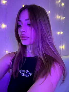 Elizabeth Tay online show from 10-26-25, 05:24