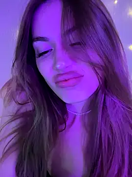 Elizabeth Tay online show from 11-11-25, 05:19