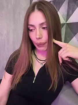 Elizabeth Tay online show from 04-03-26, 06:25