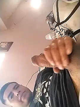 reycam97 online show from 04-14-26, 02:22