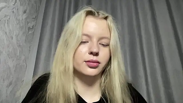 Snapshot of D0llySheep chatting on 09-30-25, 05:52 D0llySheep online show from 09-30-25, 05:52