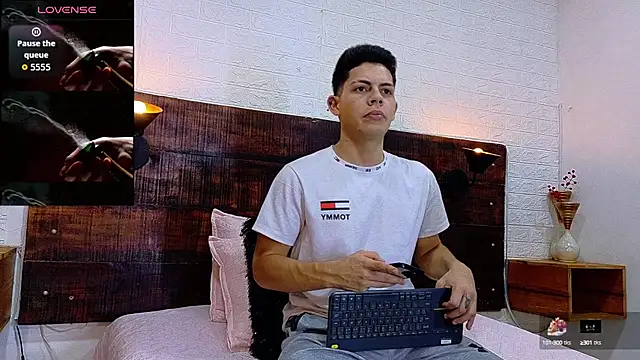 JhosuaVega online show from 10-08-25, 06:52