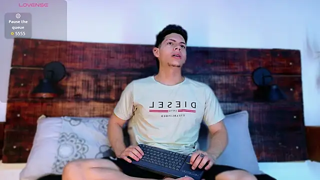 JhosuaVega online show from 02-05-26, 02:40