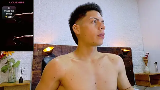 JhosuaVega online show from 10-23-25, 09:13