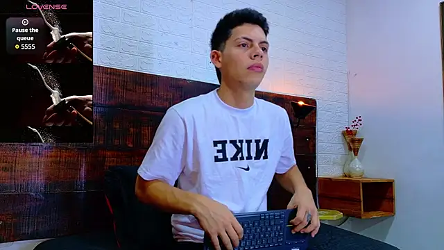 JhosuaVega online show from 10-11-25, 09:27