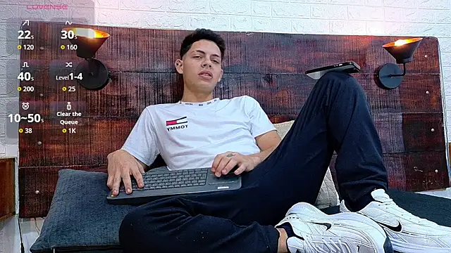 JhosuaVega online show from 11-12-25, 09:51