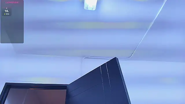 ValeryCortezm online show from 11-30-25, 12:44