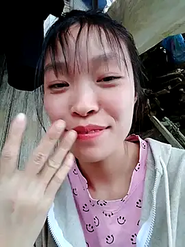 Snapshot of Phuoc_xx chatting on 02-19-26, 08:11 Phuoc xx online show from 02-19-26, 08:11
