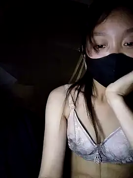 Snapshot of Phuoc_xx chatting on 01-19-26, 05:55 Phuoc xx online show from 01-19-26, 05:55