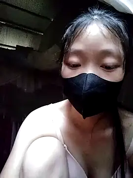 Snapshot of Phuoc_xx chatting on 12-23-25, 06:34 Phuoc xx online show from 12-23-25, 06:34