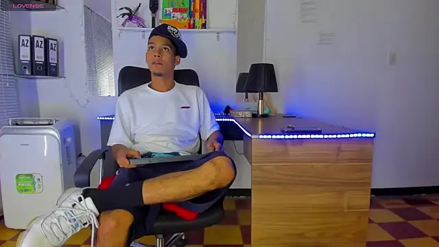 xxKamadevaxx online show from 11-07-25, 12:53