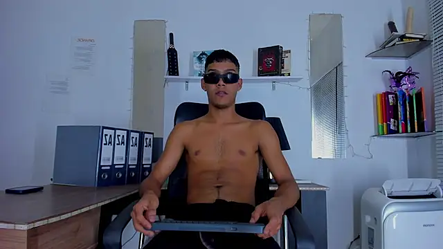 xxKamadevaxx online show from 02-11-26, 07:25