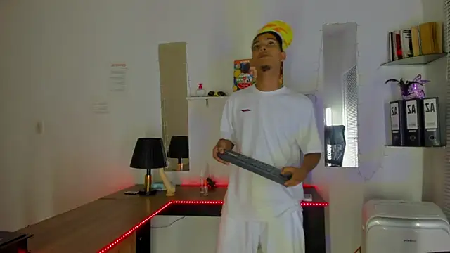 xxKamadevaxx online show from 11-19-25, 01:00