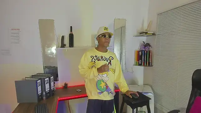 xxKamadevaxx online show from 02-04-26, 12:33