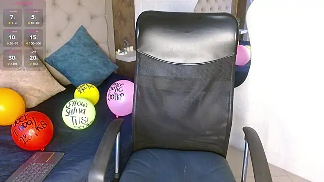 daphne walton online show from 11-20-25, 11:00