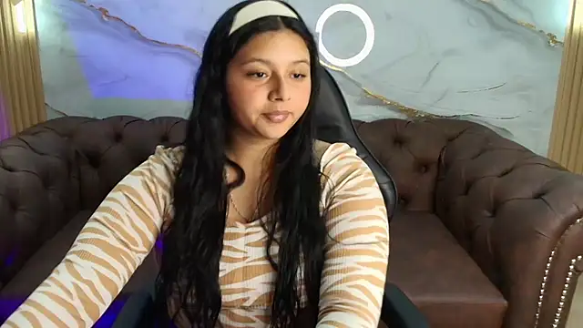 Snapshot of mia_hot_tf chatting on 09-16-25, 08:21 mia hot tf online show from 09-16-25, 08:21