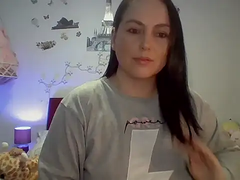 Snapshot of Venusina_07 chatting on 11-16-25, 06:07 Venusina 07 online show from 11-16-25, 06:07