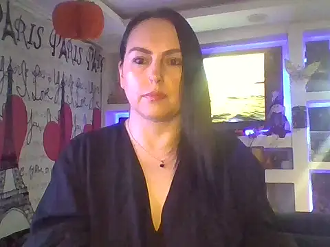 Snapshot of Venusina_07 chatting on 10-13-25, 07:43 Venusina 07 online show from 10-13-25, 07:43