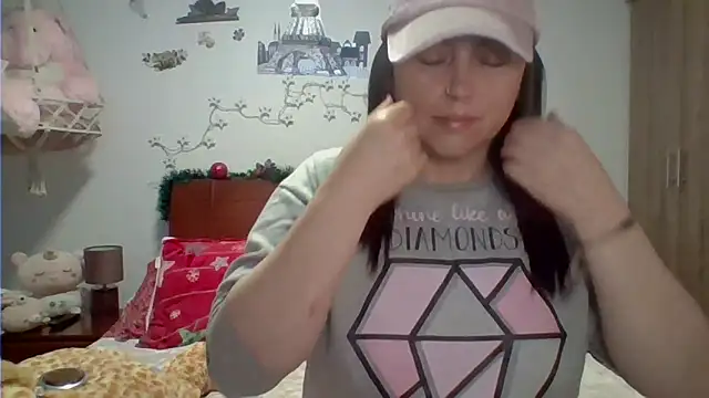 Snapshot of Venusina_07 chatting on 12-19-25, 06:27 Venusina 07 online show from 12-19-25, 06:27