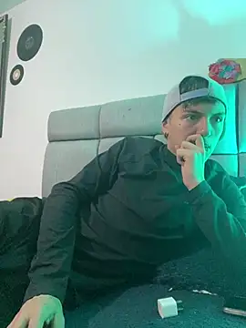 Snapshot of NaytonFreeman chatting on 02-19-26, 12:13 NaytonFreeman online show from 02-19-26, 12:13