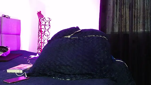 NaytonFreeman online show from 11-21-25, 11:31