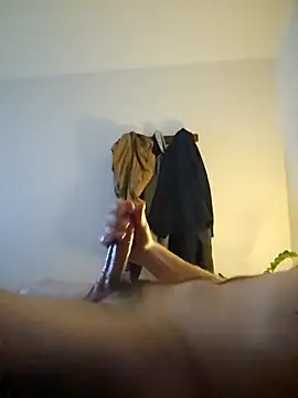 Snapshot of MrWest1887 chatting on 12-03-25, 11:04 MrWest1887 online show from 12-03-25, 11:04