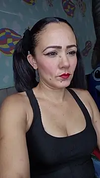 Lhia  online show from 01-16-26, 06:34