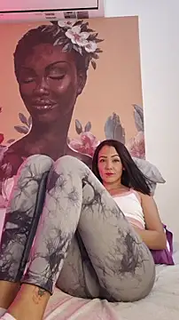 Lhia  online show from 11-08-25, 06:22