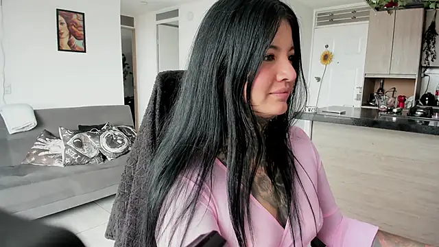 Unatatuada online show from 04-13-26, 08:35