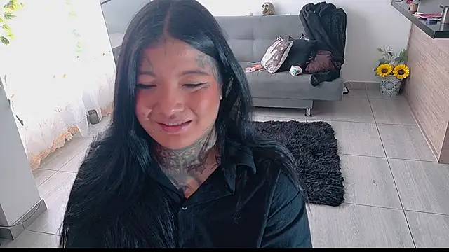 Unatatuada online show from 09-18-25, 09:18